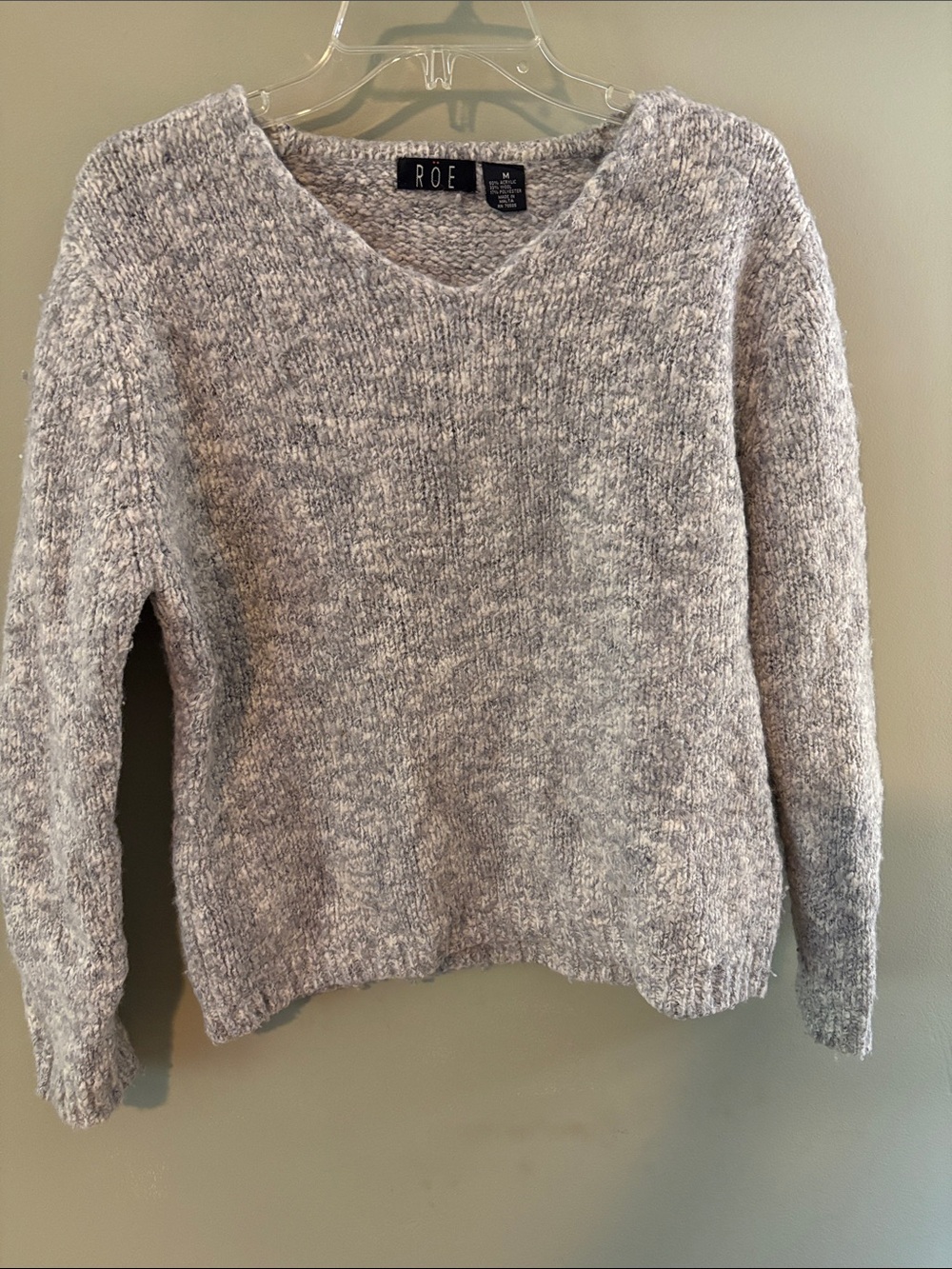 ROE Heather Gray V-Neck Knit Sweater